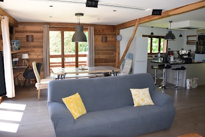 Chalet La Lauzière, Location de Vacances à Saint-Alban-d'Hurtières