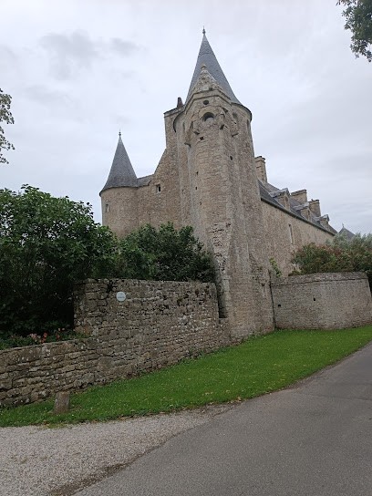 Baie Du Mont St Michel Logement Chez L'habitant, Chambre d'Hôtes à Genêts