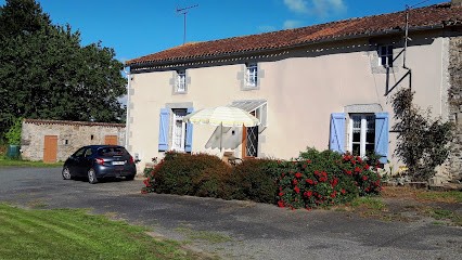 Gîte La Maison de La Riviere, Location de Vacances au Breuil-Bernard