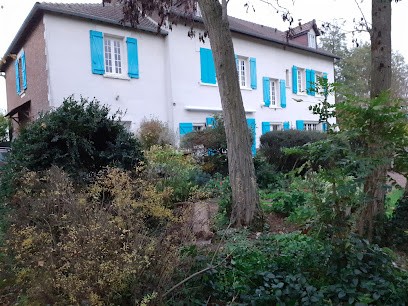 Gîte/chambre D'hôtes La Maison Dans La Prairie, Chambre d'Hôtes à Bernot