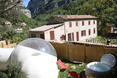 Dreams Bubble, Chambre d'Hôtes à Gourdon