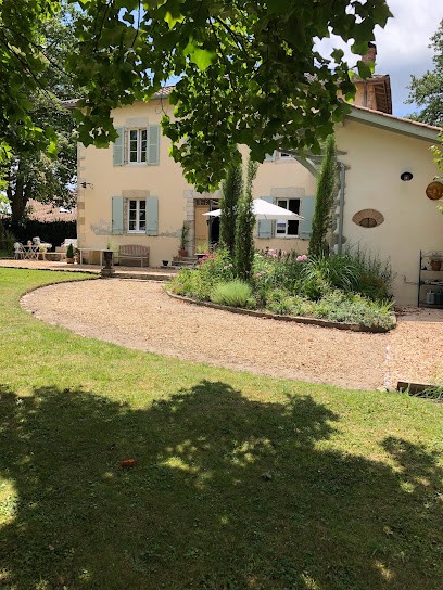 LA PARENTHÈSE SAUBRIGUES, Chambre d'Hôtes à Saubrigues