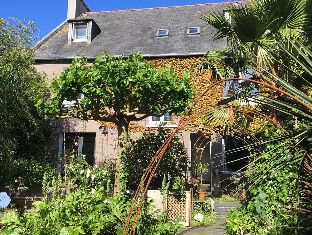 Hôte Antique, Chambre d'Hôtes à Plounéour-Brignogan-plages