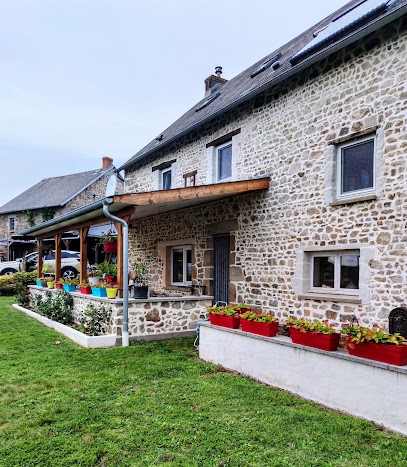 Maison Le Barrage, Chambre d'Hôtes à Saint-Gervais-d'Auvergne