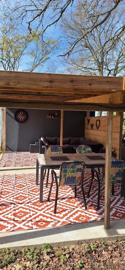 Autour des vignes (Els & Mario), Chambre d'Hôtes à Herry