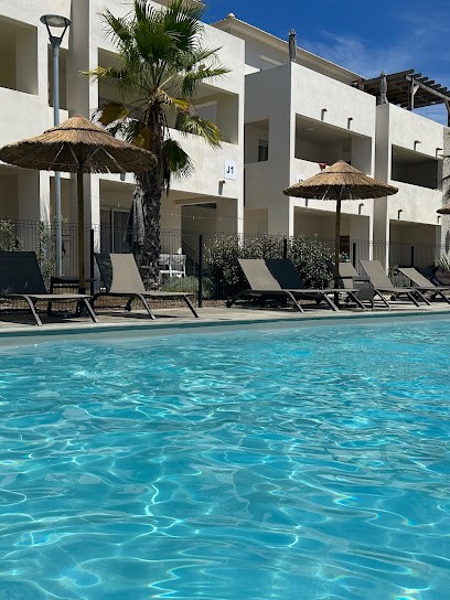 Résidence Marina Di Bravone, Location de Vacances à Linguizzetta