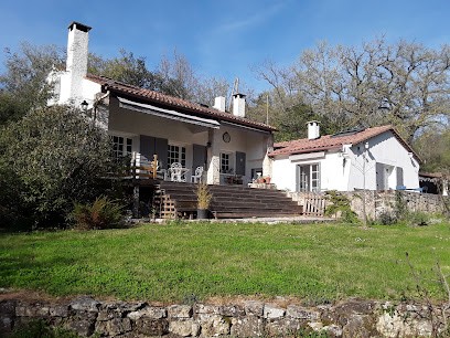 Chambres D'hôtes Les 2 ruisseaux Fozières, Chambre d'Hôtes à Fozières