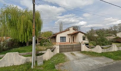 Holiday Home Domaine Des 7 Châteaux, Chambre d'Hôtes à Bonzac