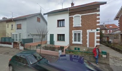 Maison De Vacances De Champdray, Chambre d'Hôtes à Dombasle-sur-Meurthe