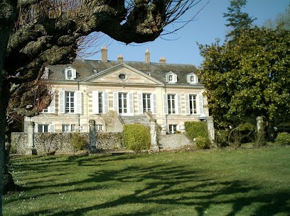 Domaine De La Gavolerie, Chambre d'Hôtes à Bessé-sur-Braye