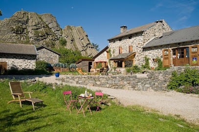 THE Boria Delh CHASTEL, Chambre d'Hôtes à Queyrières