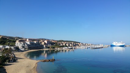 Studio Côté Plage, Location de Vacances à Propriano