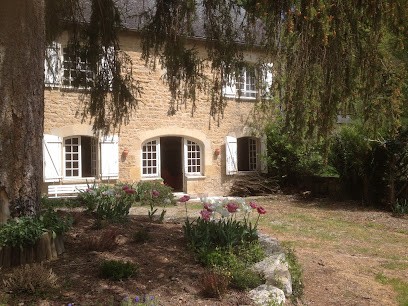 Gîte de Sainte Tarcisse ***, Location de Vacances à Mouret