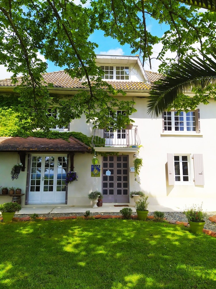 La Maison De Ninan, Chambre d'Hôtes à Sarragachies