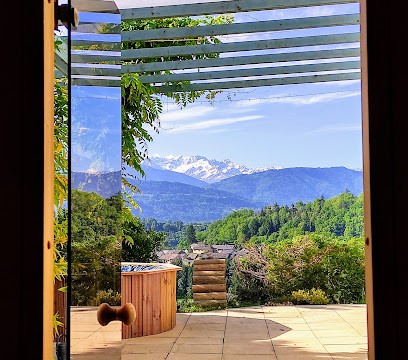 Le Belvédère : Chambres & Table d'Hôtes, Chambre d'Hôtes à Montmélian