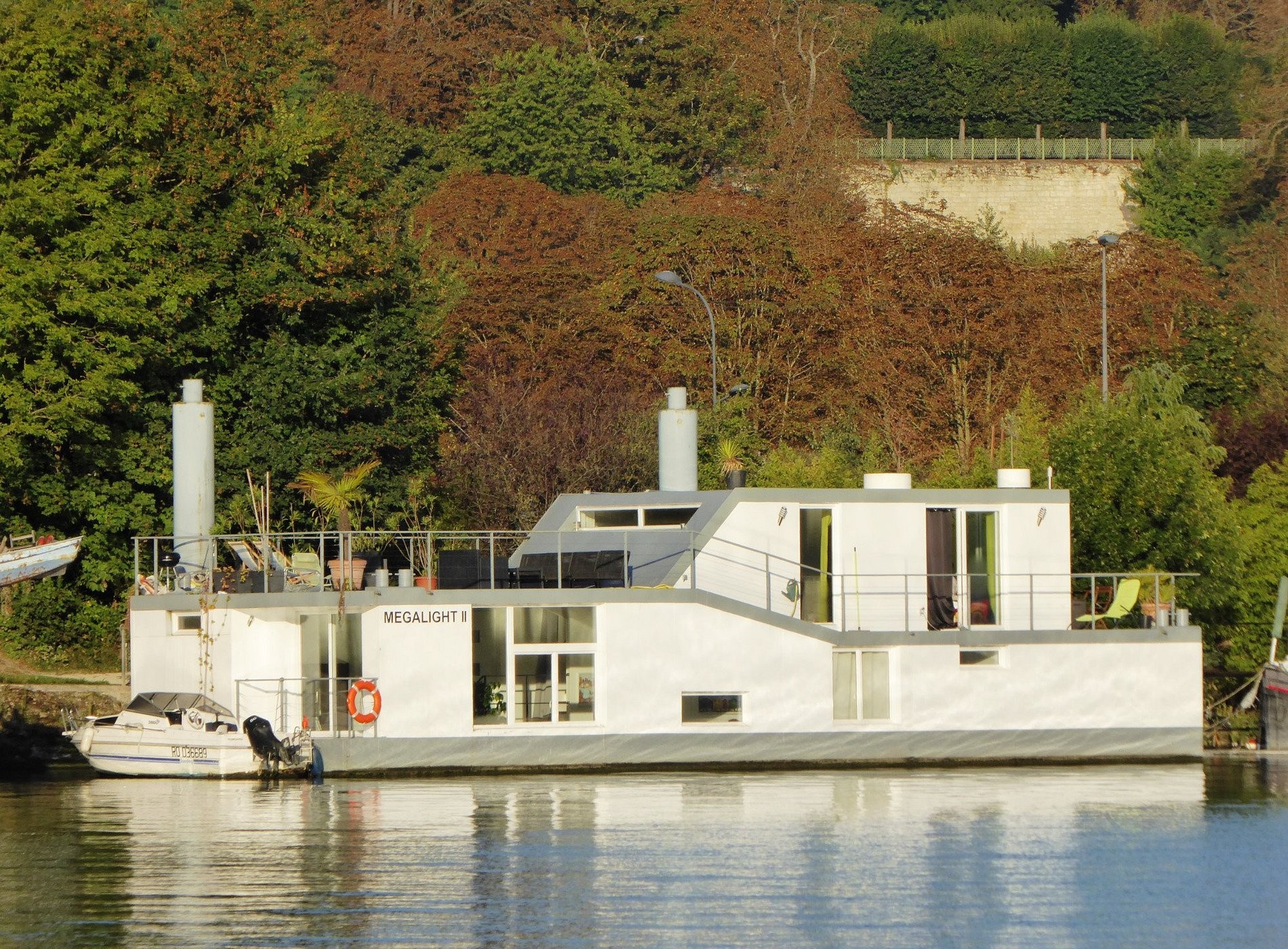 Megalight II, Chambre d'Hôtes à Sèvres