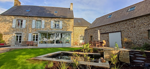 Chambres D'hôtes - Le Jardin De Quercus, Chambre D'hôtes à Bazouges-la-Pérouse