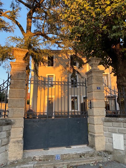 Le Castel Valence, Location de Vacances à Valence
