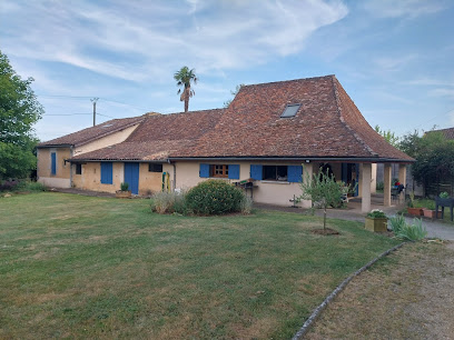 Maison D'hôtes Les Bernus, Chambre D'hôtes à Monfaucon