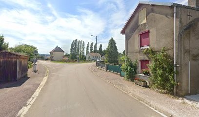 Robin Dominique, Chambre d'Hôtes à Villegusien-le-Lac