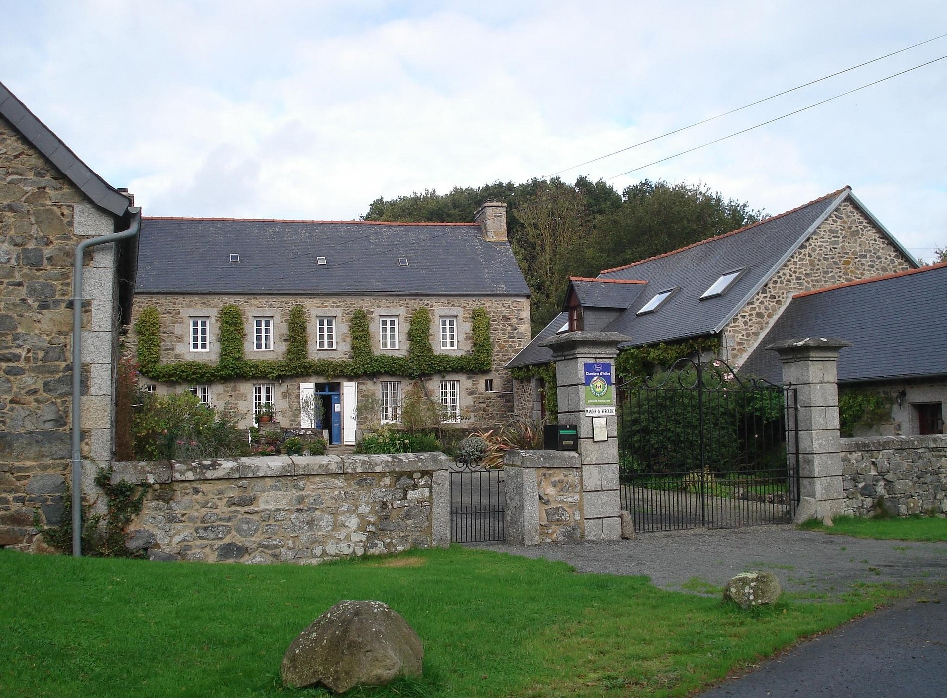 Manoir de Kercadic, Chambre d'Hôtes à Squiffiec