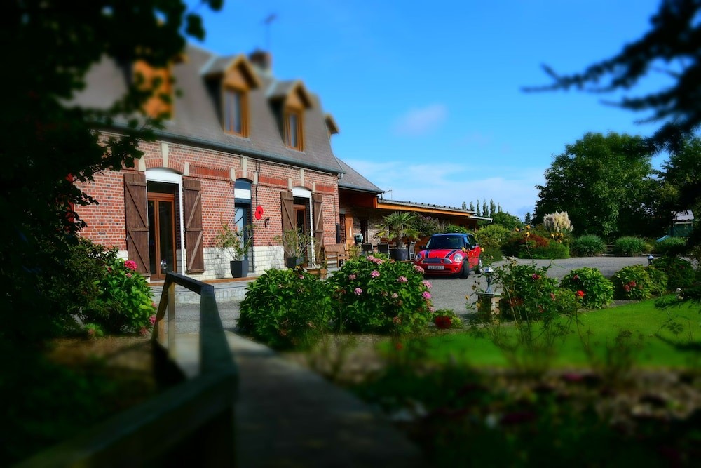 Le Clos du Clocher, Chambre d'Hôtes à Gueudecourt