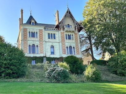 Château De Valcreuse, Location de Vacances à La Roche-Posay