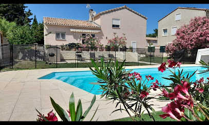 Villa Avec Plage A Pied Et Grande Piscine, Location De Vacances à Sainte-Marie-la-Mer