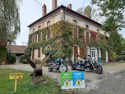 LA BELLE D'ANTAN, Chambre d'Hôtes à Saint-Bonnet-en-Bresse
