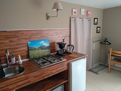 le petit bois, Location de Vacances à Étival-lès-le-Mans