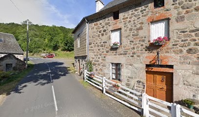 Vernet Verneyre Monique, Chambre d'Hôtes à Lavigerie