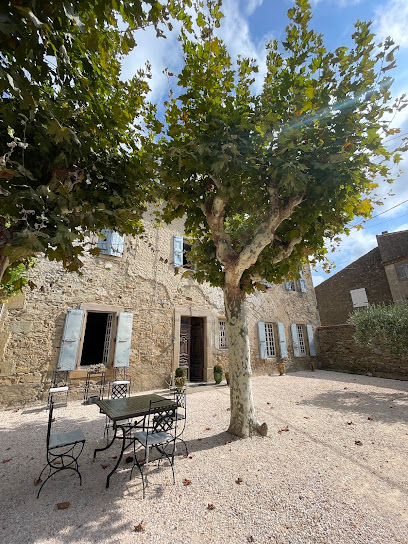 Les Trois Platanes, Maison D'hôtes à Conilhac-Corbières