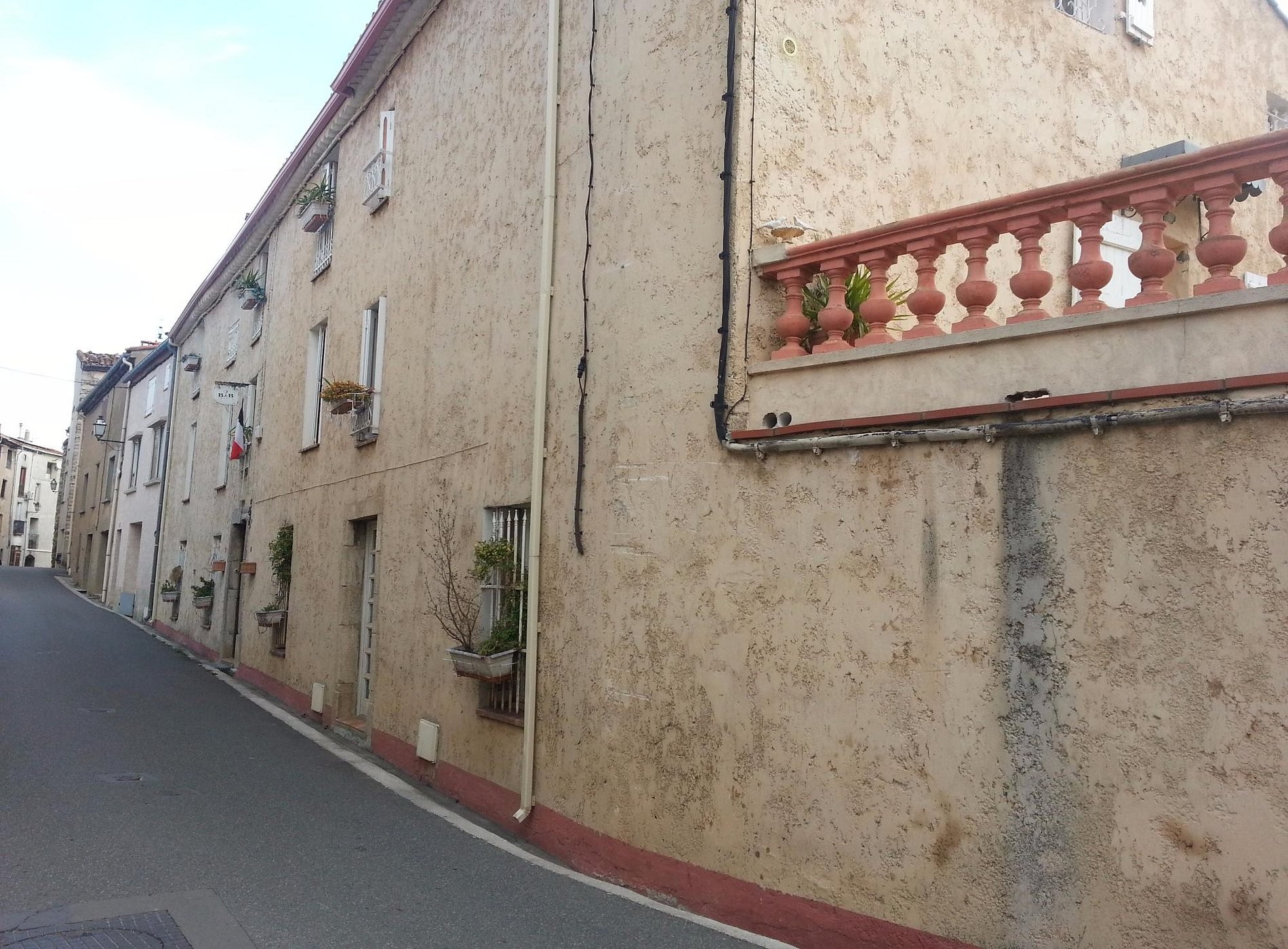 L'Ancienne Gendarmerie, Chambre d'Hôtes à Tuchan