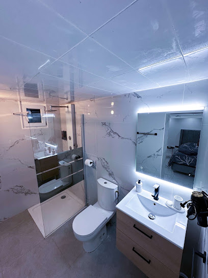 White Room / Suite Romantique Avec Jacuzzi, Chambre D'hôtes à Montpellier