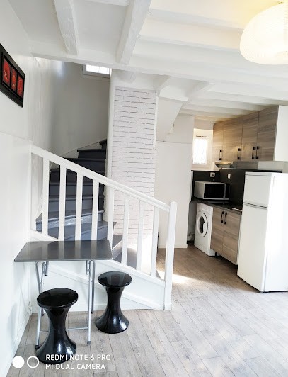 Maison Montfermeilloise Entre Paris Et Disneyland, Location de Vacances à Montfermeil