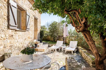 Gîte La Pierre Marine 30190 Aubussargues, Location De Vacances à Aubussargues