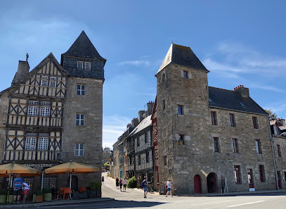 Les Portes De Treguier - Gîtes Bureau Des Armateurs Et Grenier De La Tour, Location De Vacances à Tréguier