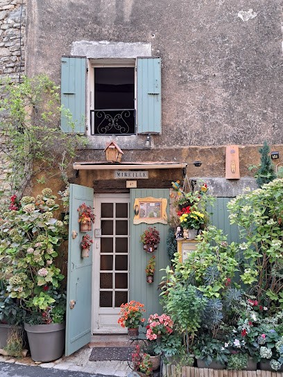 Chambre Romantique, Chambre d'Hôtes à Saignon