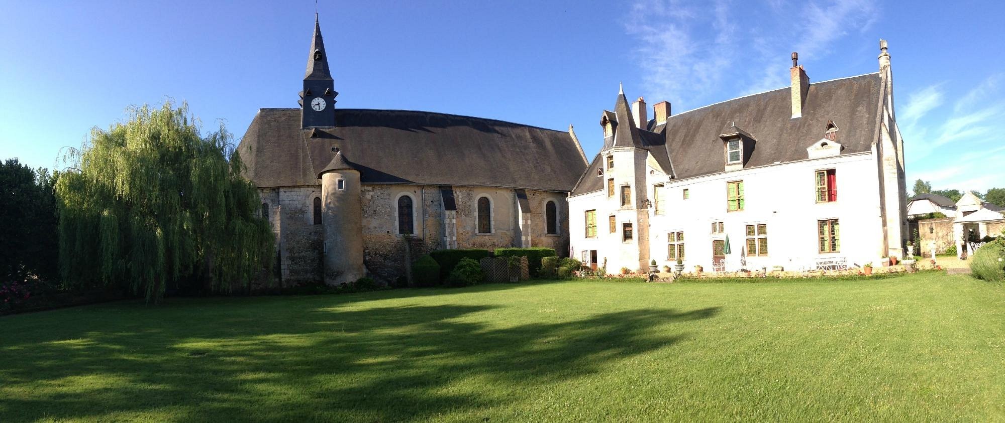 Le Prieuré, Chambre d'Hôtes à Dissay-sous-Courcillon
