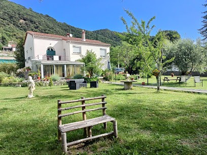 Maison d'hôtes Le Moment Présent, Chambre d'Hôtes à Arles-sur-Tech