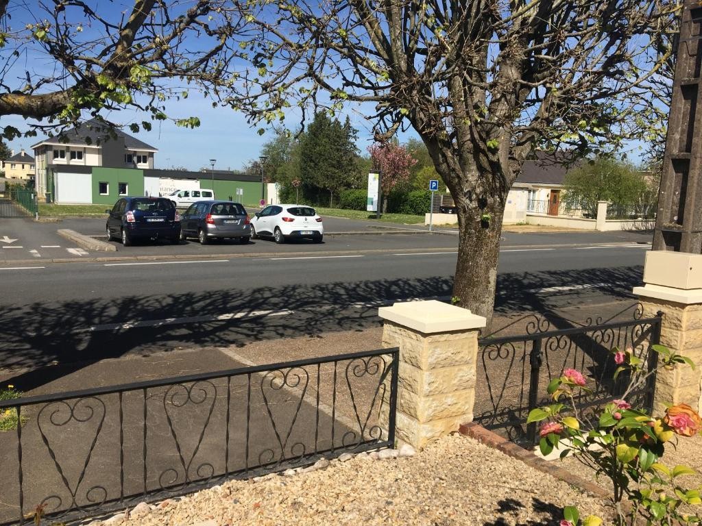 « Chez Annie », Chambre d'Hôtes à Doué-en-Anjou