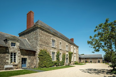 Château De La Garnison : Room D'hôtes, Salles Reception & Seminar À La Campagne À Orvault Proche De Nantes, Chambre d'Hôtes à Orvault