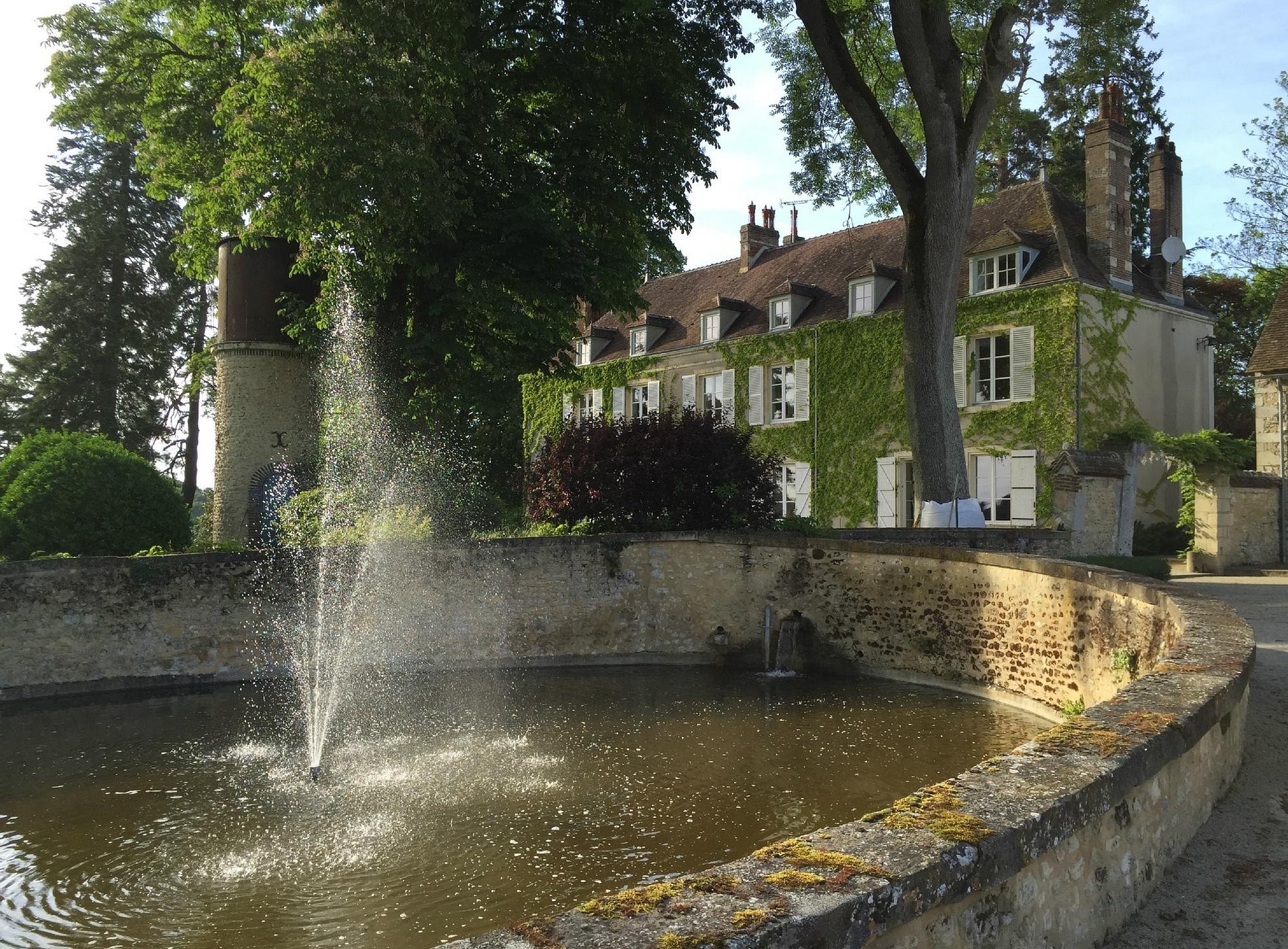 Château de La Mouchère, Chambre d'Hôtes à Saint-Cyr-la-Rosière