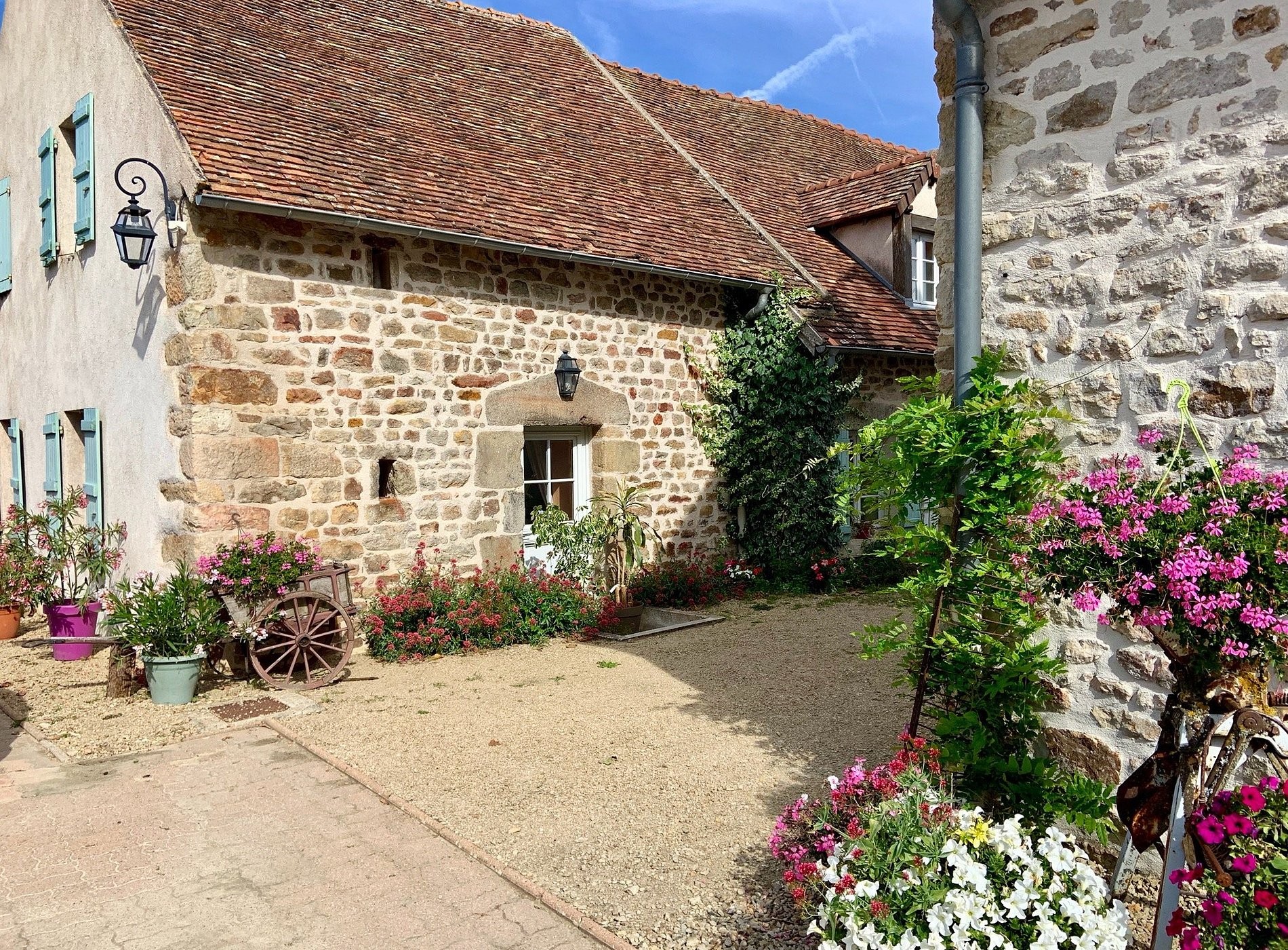 Le Logis des Remparts, Chambre d'Hôtes à Mont-Saint-Vincent