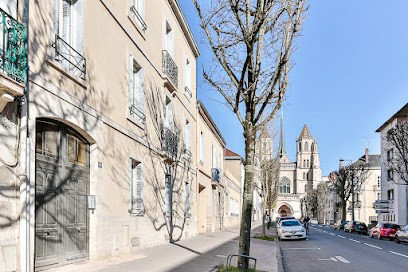 Villa 14, Location de Vacances à Dijon