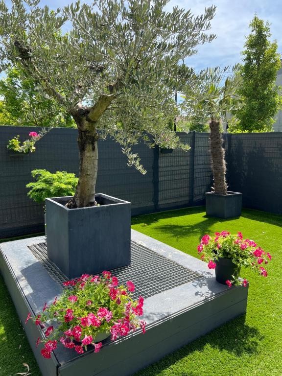 Guest House Next to Disneyland, Chambre d'Hôtes à Magny-le-Hongre