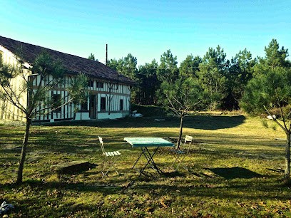 Charlot Home, Location de Vacances à Lesperon