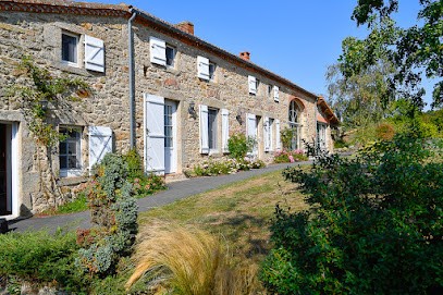 Chambres d'hôtes du Logis de la Bénétière proches du Puy du Fou, Chambre d'Hôtes à Treize-Vents