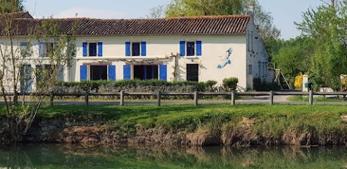 Le Logis Du Héron, Location de Vacances à Coulon