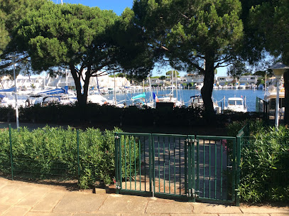 Mer Location Appartement Climatisé À 300M De La Mer À Port Camargue - Le Grau Du Roi, Location De Vacances au Grau-du-Roi